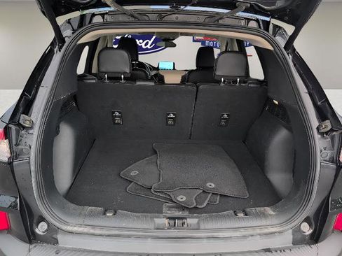 Used 2020 Ford Escape Titanium AWD/4WD image 9