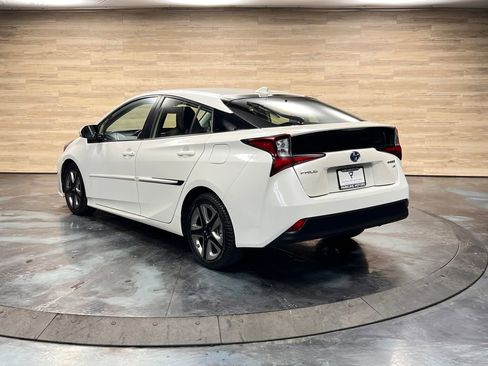 Used 2019 Toyota Prius FWD image 21