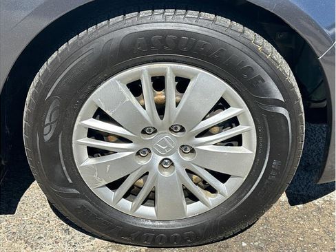 Used 2016 Honda Odyssey LX image 10