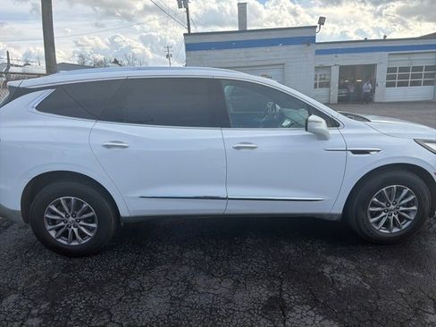 Used 2024 Buick Enclave Premium image 6