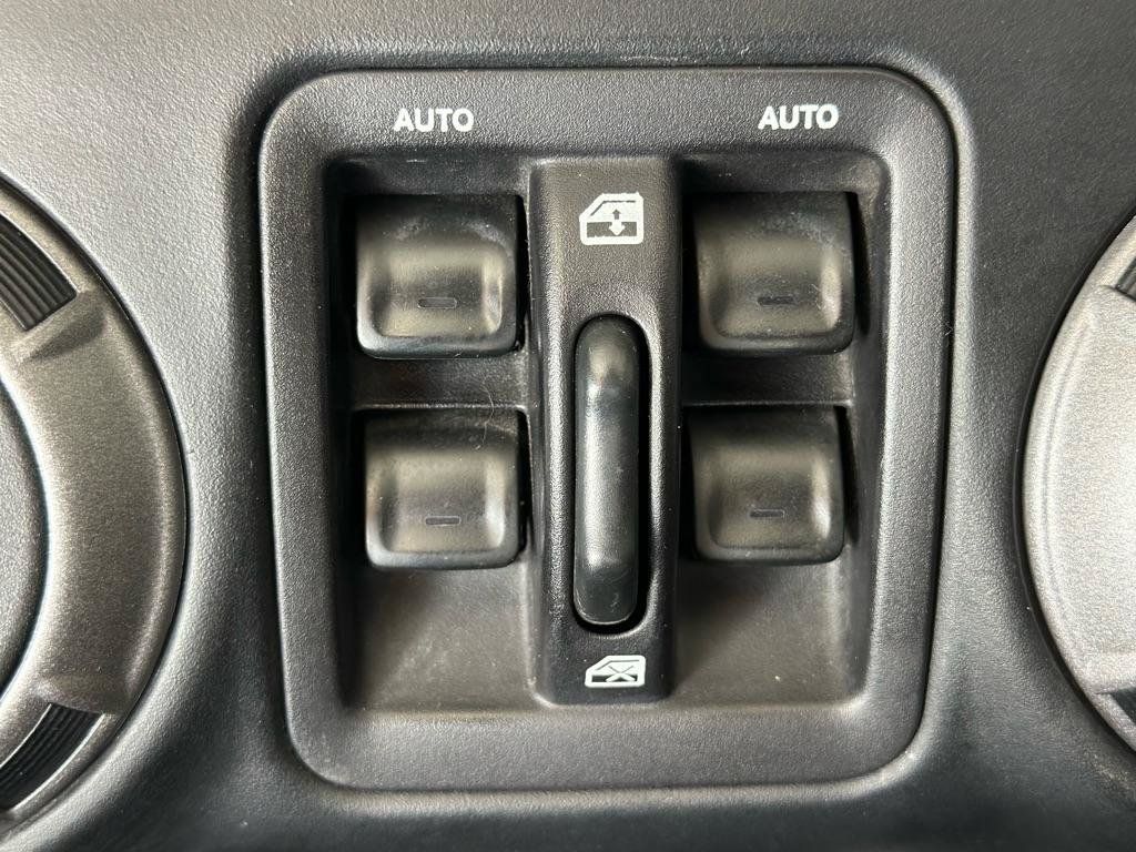 Used 2017 Jeep Wrangler Unlimited Sport w/ Quick Order Package 24S AWD/4WD image 19