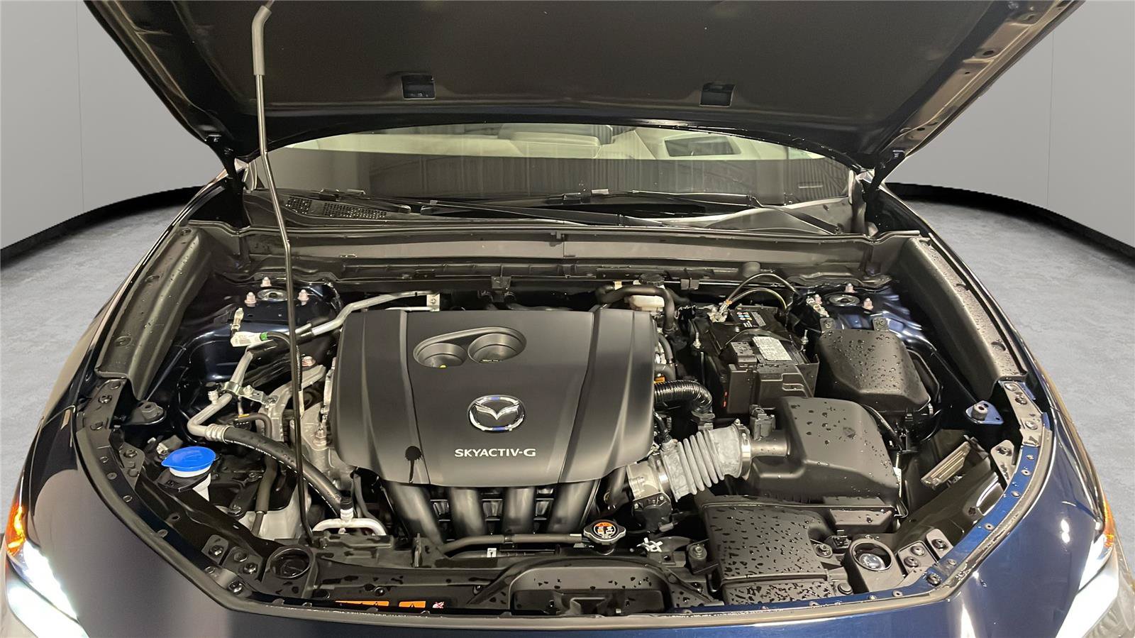 Used 2022 MAZDA CX-30 AWD 2.5 S w/ Premium Package image 9