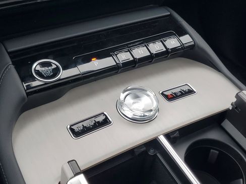 New 2025 Lincoln Navigator L Reserve w/ Jet Appearance Package image 25