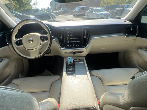 Used 2022 Volvo S60 B5 Inscription w/ Advanced Package FWD image 20