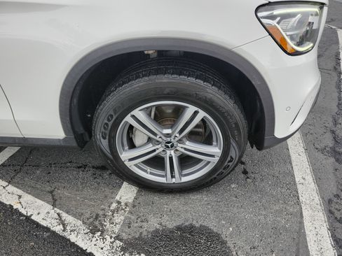 Used 2021 Mercedes-Benz GLC 300 4MATIC image 10