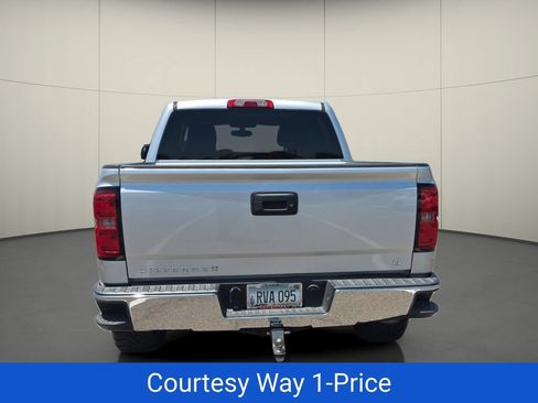 Used 2015 Chevrolet Silverado 1500 LT w/ LT Convenience Package AWD/4WD image 9