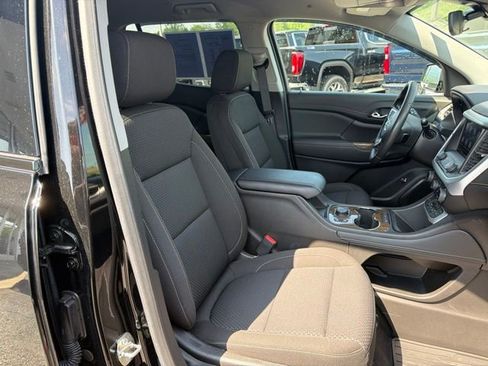 Used 2023 GMC Acadia SLE w/ Driver Convenience Package AWD/4WD image 11
