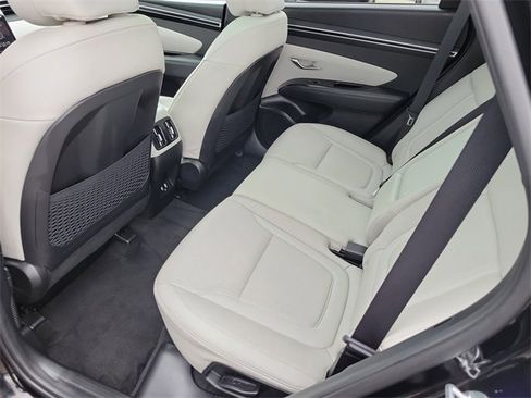 Used 2023 Hyundai Tucson Limited image 19