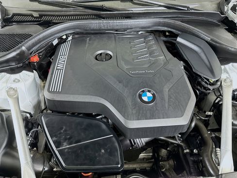 Used 2023 BMW 530i w/ Convenience Package image 35