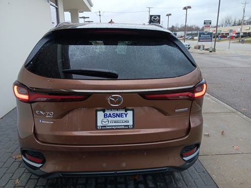 Certified 2025 MAZDA CX-70 Plug-In Hybrid w/ Premium Plus image 6