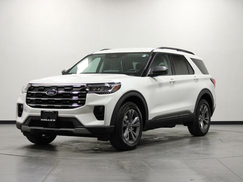 New 2026 Ford Explorer Active w/ Active Comfort Package image 8