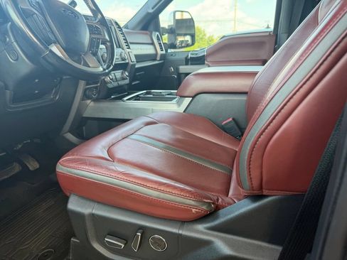 Used 2020 Ford F250 Platinum w/ Snow Plow Prep Package AWD/4WD image 20