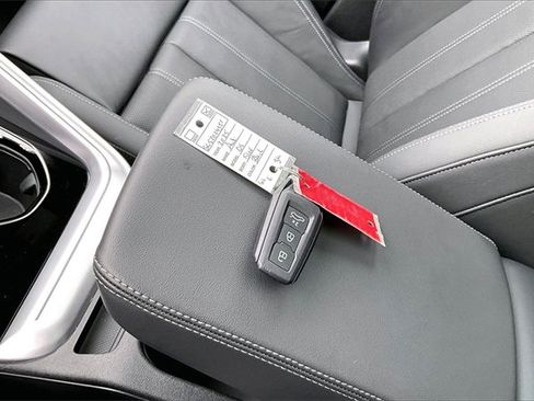 Used 2025 Audi Q5 Premium Plus w/ Premium Plus image 10