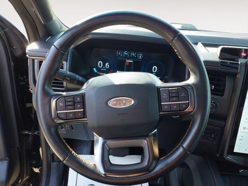 Used 2022 Ford Expedition Platinum AWD/4WD image 13