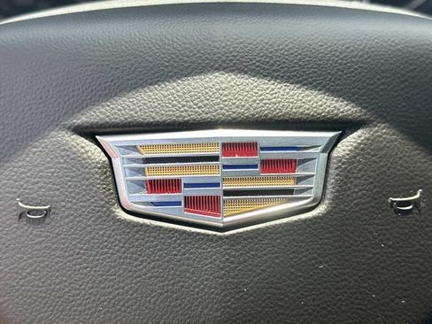 Certified 2023 Cadillac XT6 Luxury FWD image 26