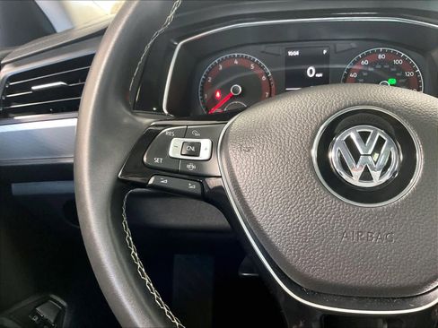 Used 2021 Volkswagen Jetta SE w/ SE Cold Weather Package image 22