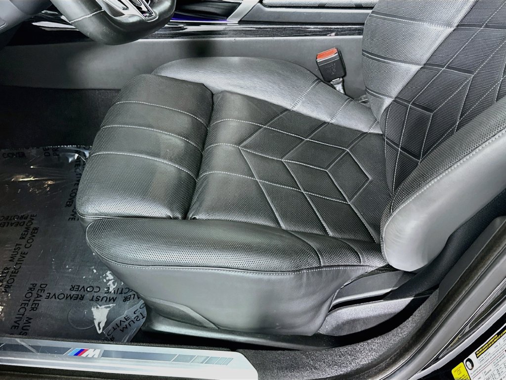 Used 2023 BMW 740i RWD image 21