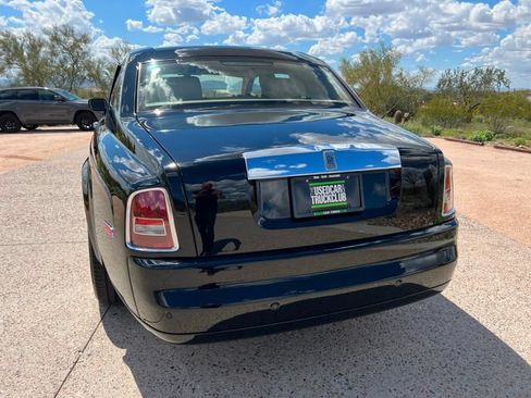 Used 2004 Rolls-Royce Phantom Sedan RWD image 16