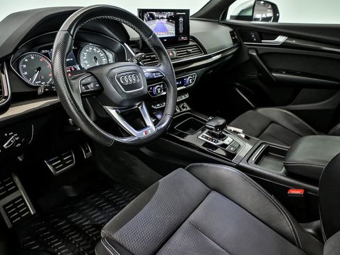 Used 2022 Audi SQ5 Premium image 11
