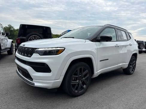 Used 2025 Jeep Compass Limited w/ Driver Assist Group I AWD/4WD image 7
