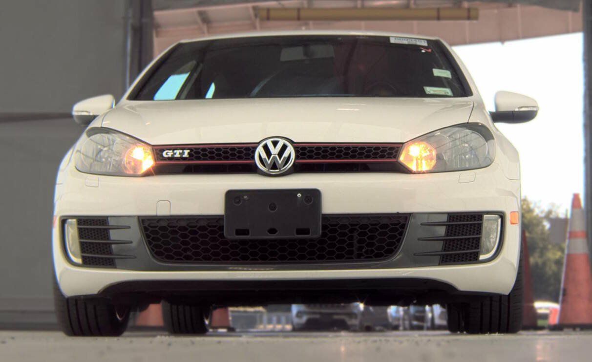 Used 2013 Volkswagen GTI 2-Door FWD image 4