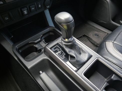 Used 2023 Toyota Tacoma TRD Sport image 19