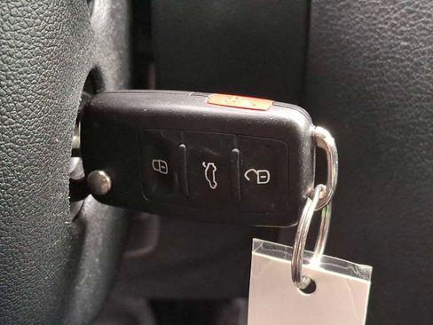 Used 2017 Volkswagen Jetta S image 25