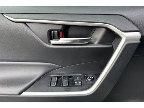 Certified 2024 Toyota RAV4 XLE image 11