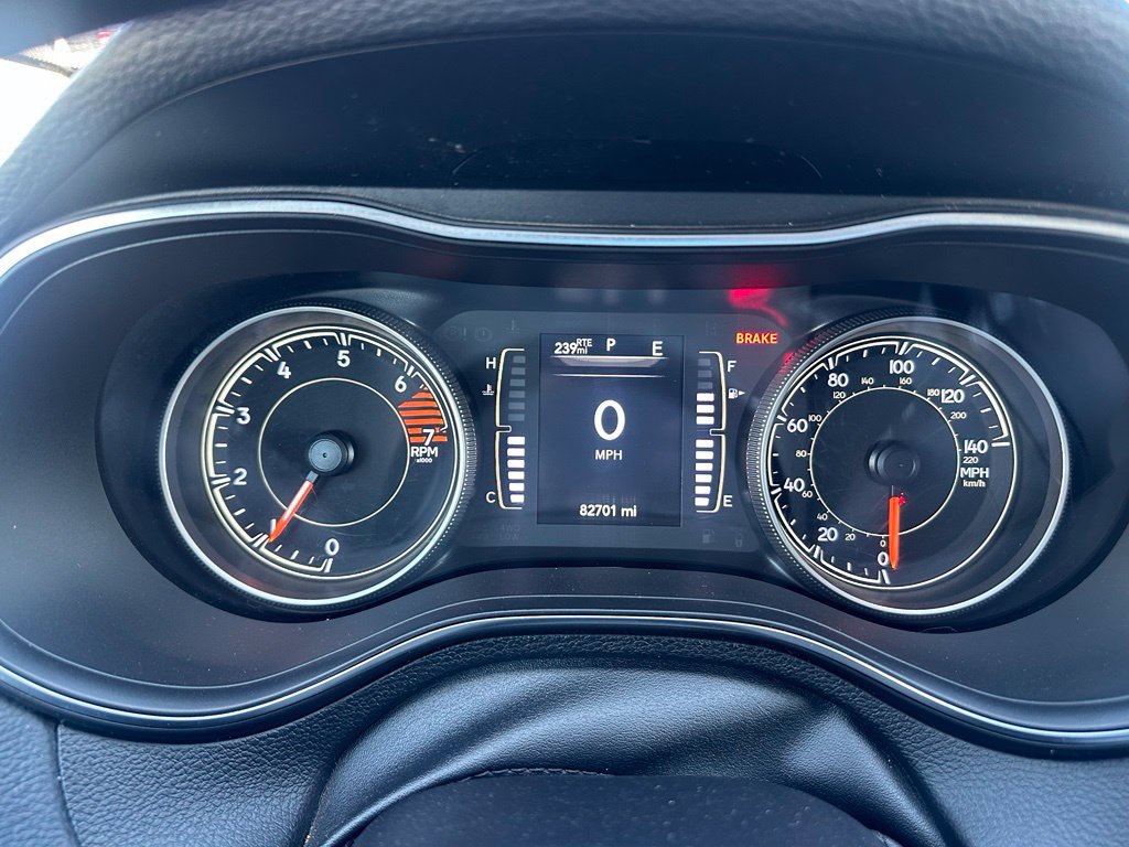 Used 2020 Jeep Cherokee Latitude AWD/4WD image 11