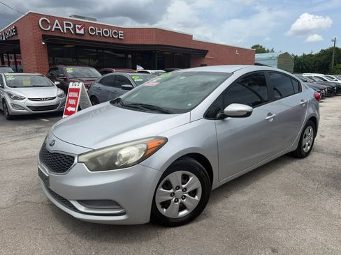 Used 2015 Kia Forte LX w/ Popular Package FWD image 1