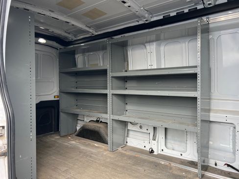 Used 2018 Ford Transit 250 250 image 4