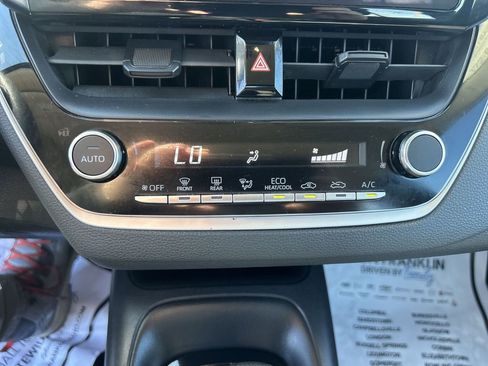 Used 2024 Toyota Corolla LE image 25