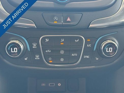 Used 2024 Chevrolet Equinox LT image 19