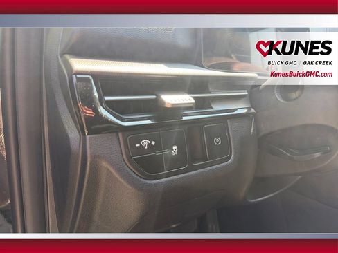Used 2026 Kia Sportage LX FWD image 19