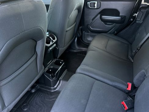 Used 2021 Jeep Wrangler Unlimited Sport image 11