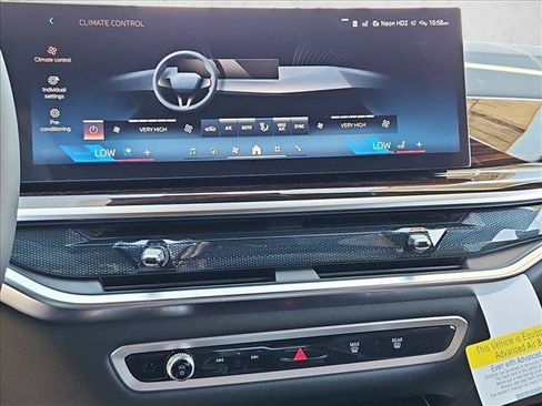 New 2026 BMW X5 xDrive40i w/ M Sport Package AWD/4WD image 12