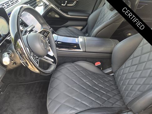 Used 2023 Mercedes-Benz S 580 4MATIC Sedan image 3