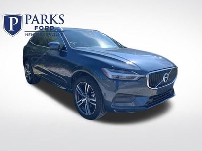 Used 2019 Volvo XC60 T5 Momentum w/ Premium Package