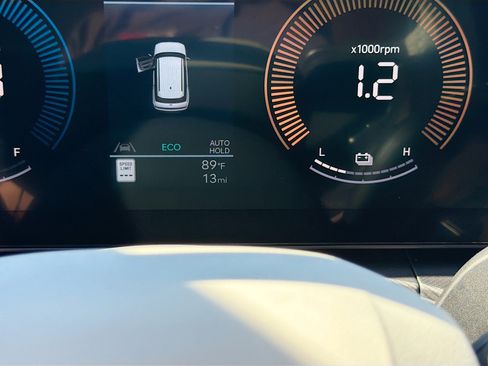 New 2026 Hyundai Santa Fe SE image 36