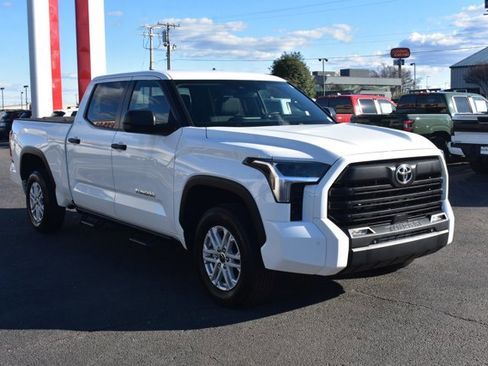 Used 2024 Toyota Tundra SR5 image 3
