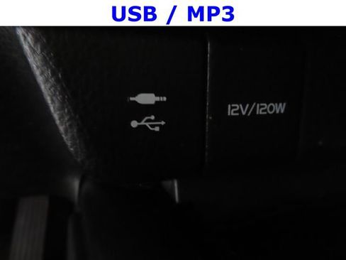 Used 2018 Toyota Camry XSE image 8