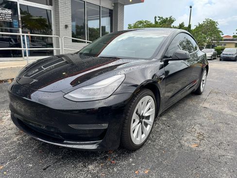 Used 2022 Tesla Model 3 Long Range AWD/4WD image 1