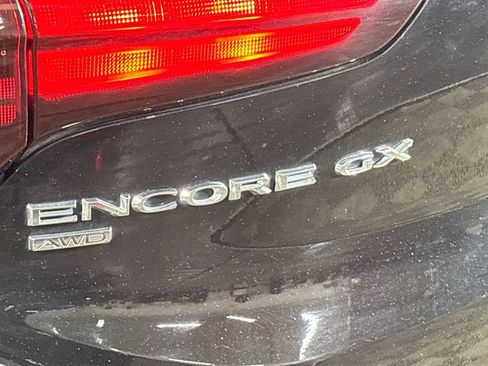 Used 2022 Buick Encore GX Select image 23