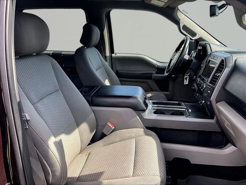 Used 2019 Ford F150 XLT w/ Equipment Group 302A Luxury AWD/4WD image 30