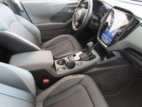 Used 2025 Subaru Crosstrek 2.5i Limited w/ Crosstrek Mirror Package AWD/4WD image 24