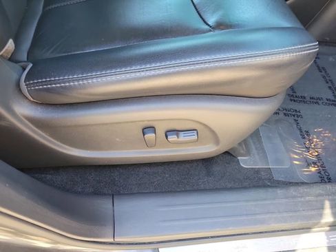 Used 2017 Nissan Pathfinder SL w/ SL Tech Package image 35