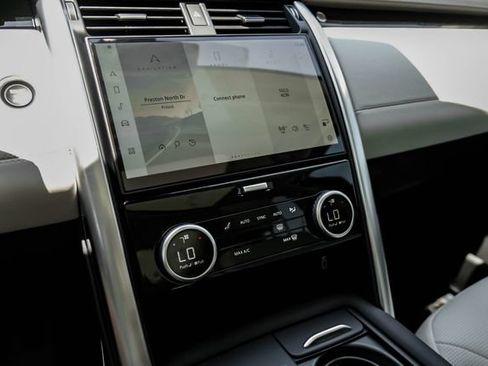 New 2026 Land Rover Discovery S AWD/4WD image 34