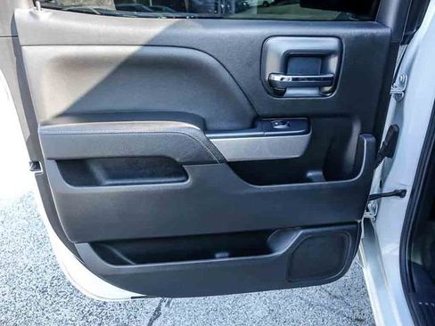 Used 2018 Chevrolet Silverado 1500 LT w/ All Star Edition AWD/4WD image 23