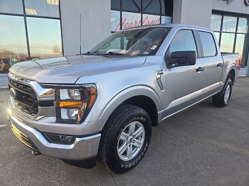Used 2023 Ford F150 XLT image 2