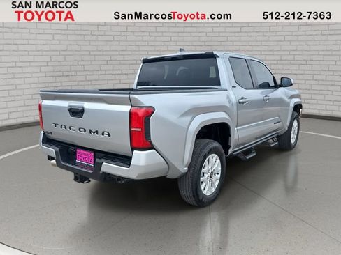 Used 2025 Toyota Tacoma SR5 image 5